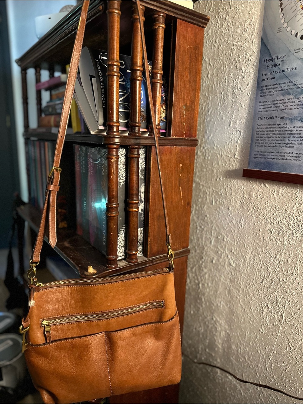FOSSIL Cognac Leather Crossbody Bag- Classic Shoulder Bag